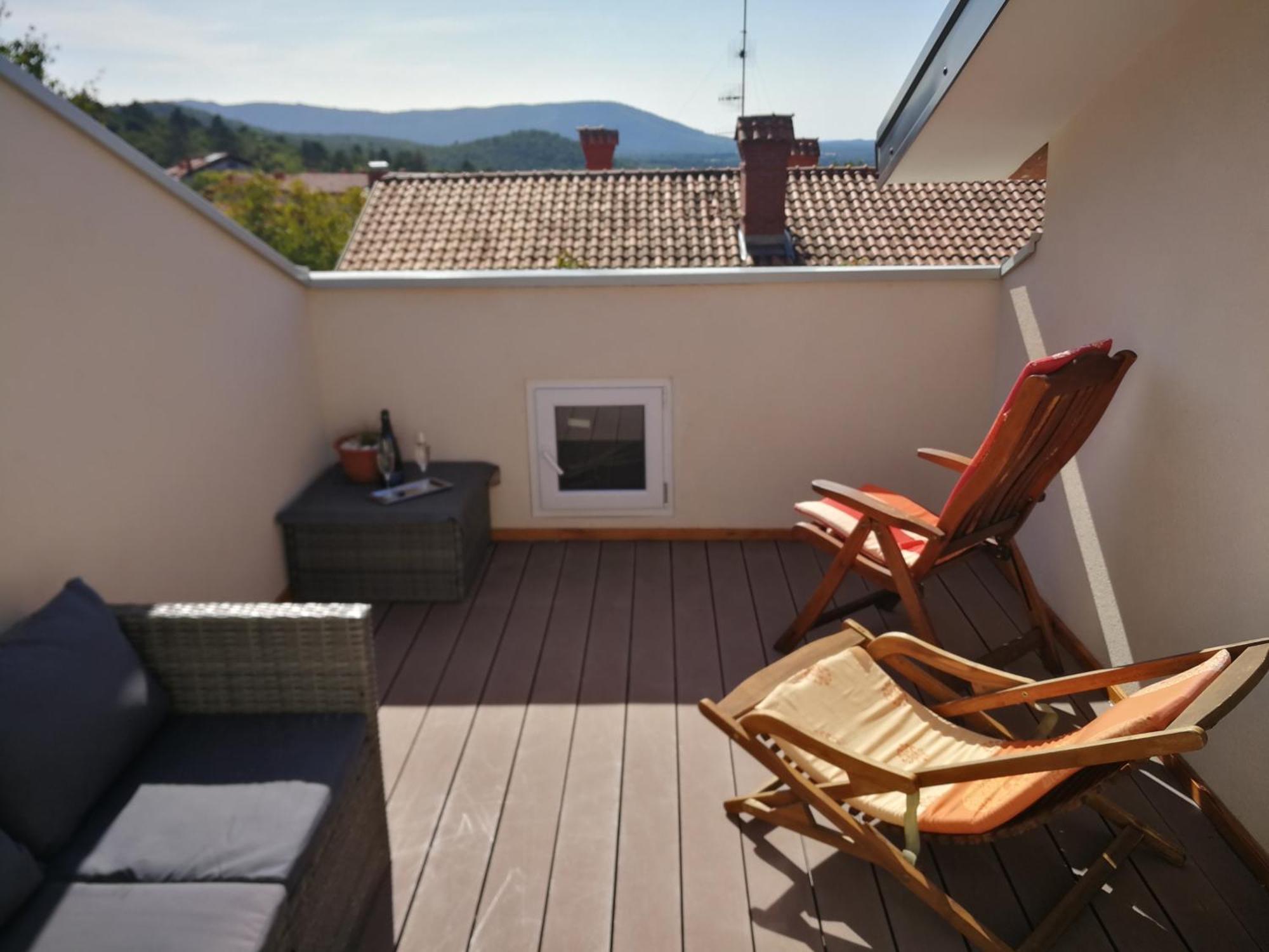 Hisa Idej Apartment Sezana Bagian luar foto