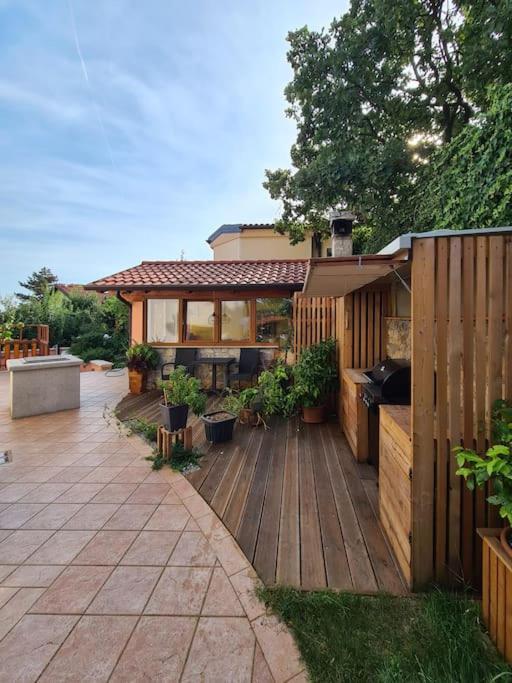 Hisa Idej Apartment Sezana Bagian luar foto