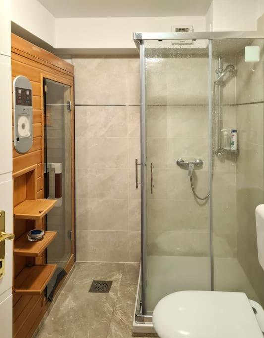 Hisa Idej Apartment Sezana Bagian luar foto